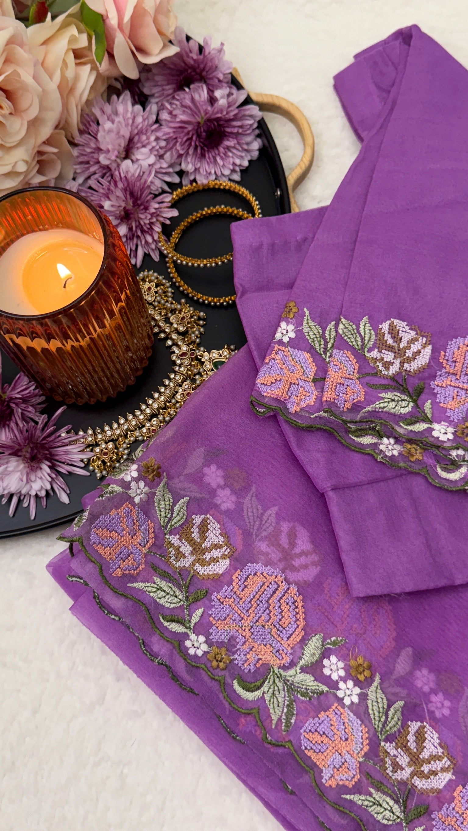 Beautiful Floral Thread work Tissue Saree With Blouse